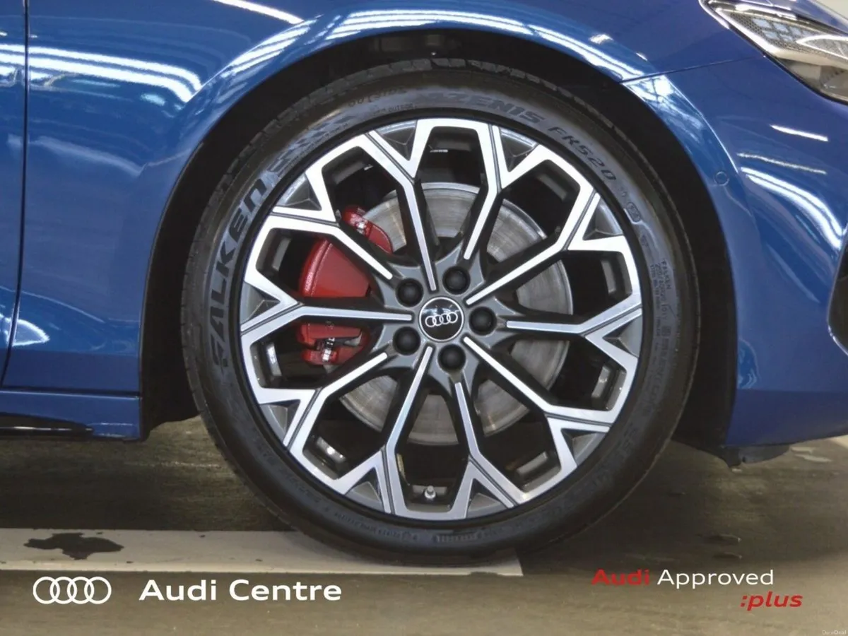 Audi A6 SAL E-HYBRID Q S LINE 220KW - Image 6