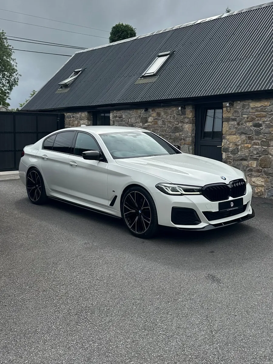 2021 BMW 5 SERIES M SPORT X DRIVE M PERFORMANCE - Image 1