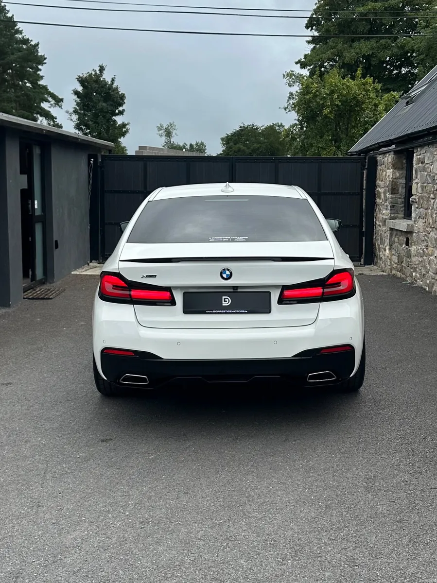 2021 BMW 5 SERIES M SPORT X DRIVE M PERFORMANCE - Image 5