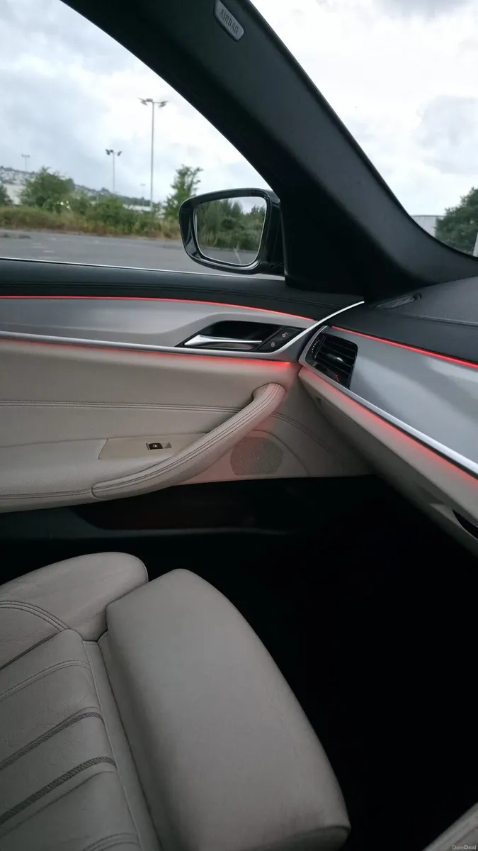 Car - Image 4