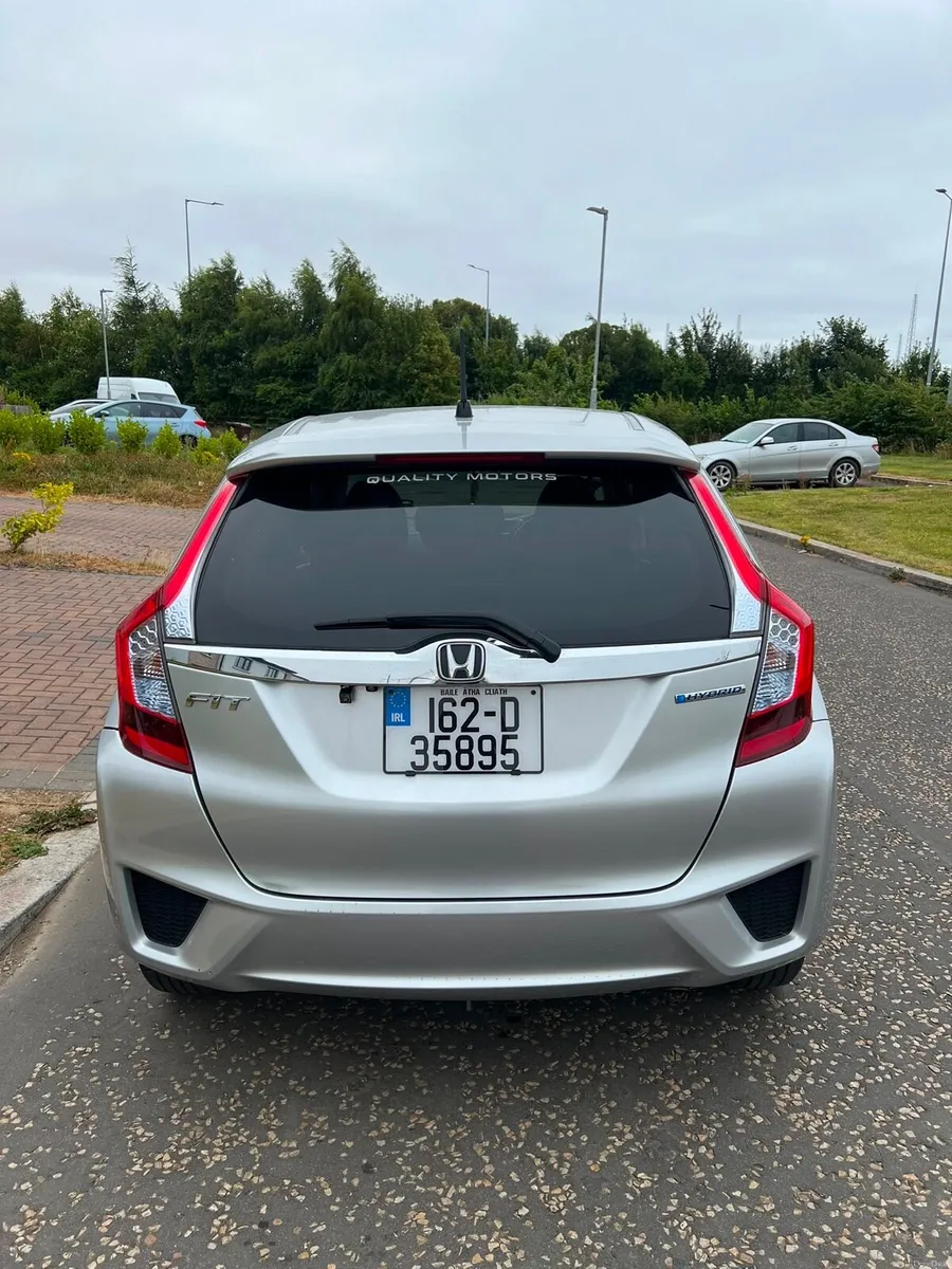 2016 Honda Fit 1.5L Petrol Hybrid, Nct July 2028 - Image 4