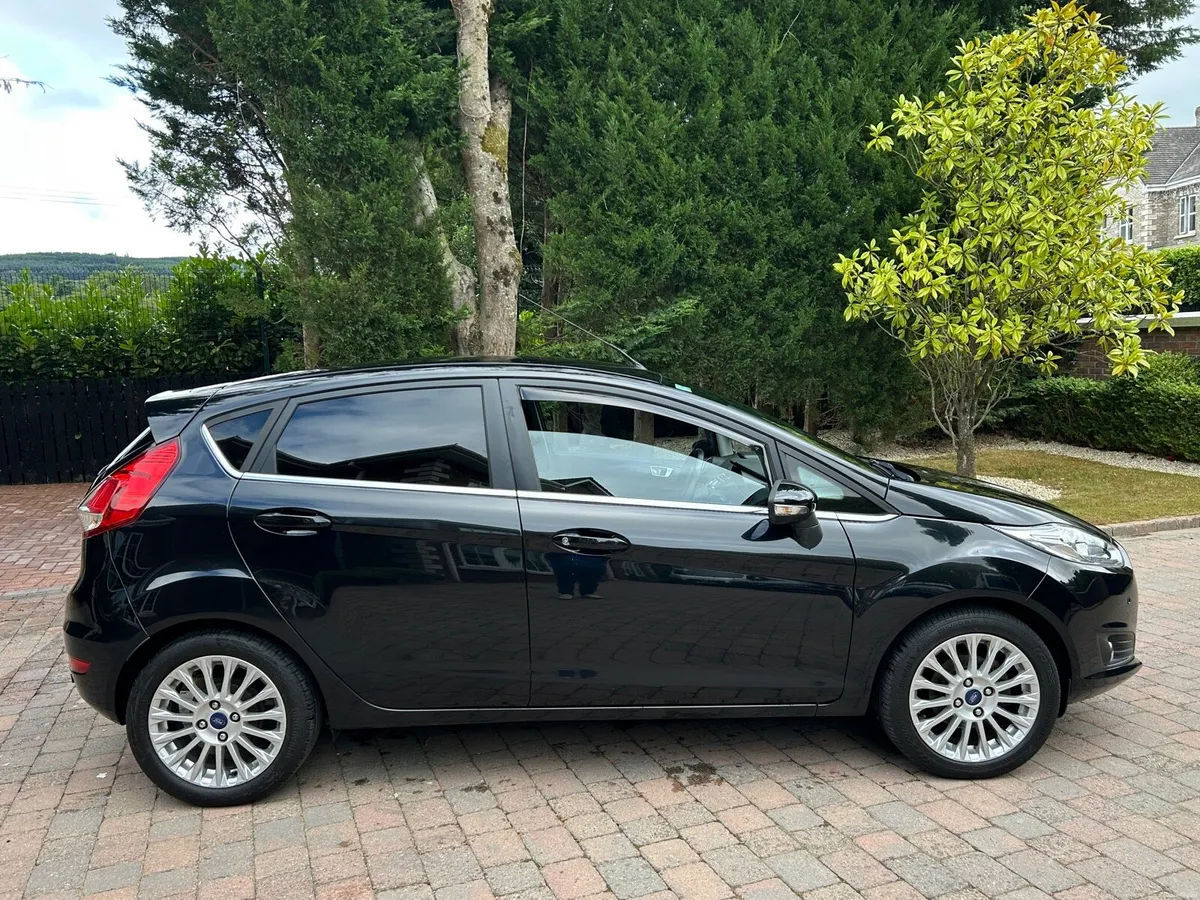13 Ford Fiesta Titanium 1.5D HighSpec Low Km €6950 - Image 2