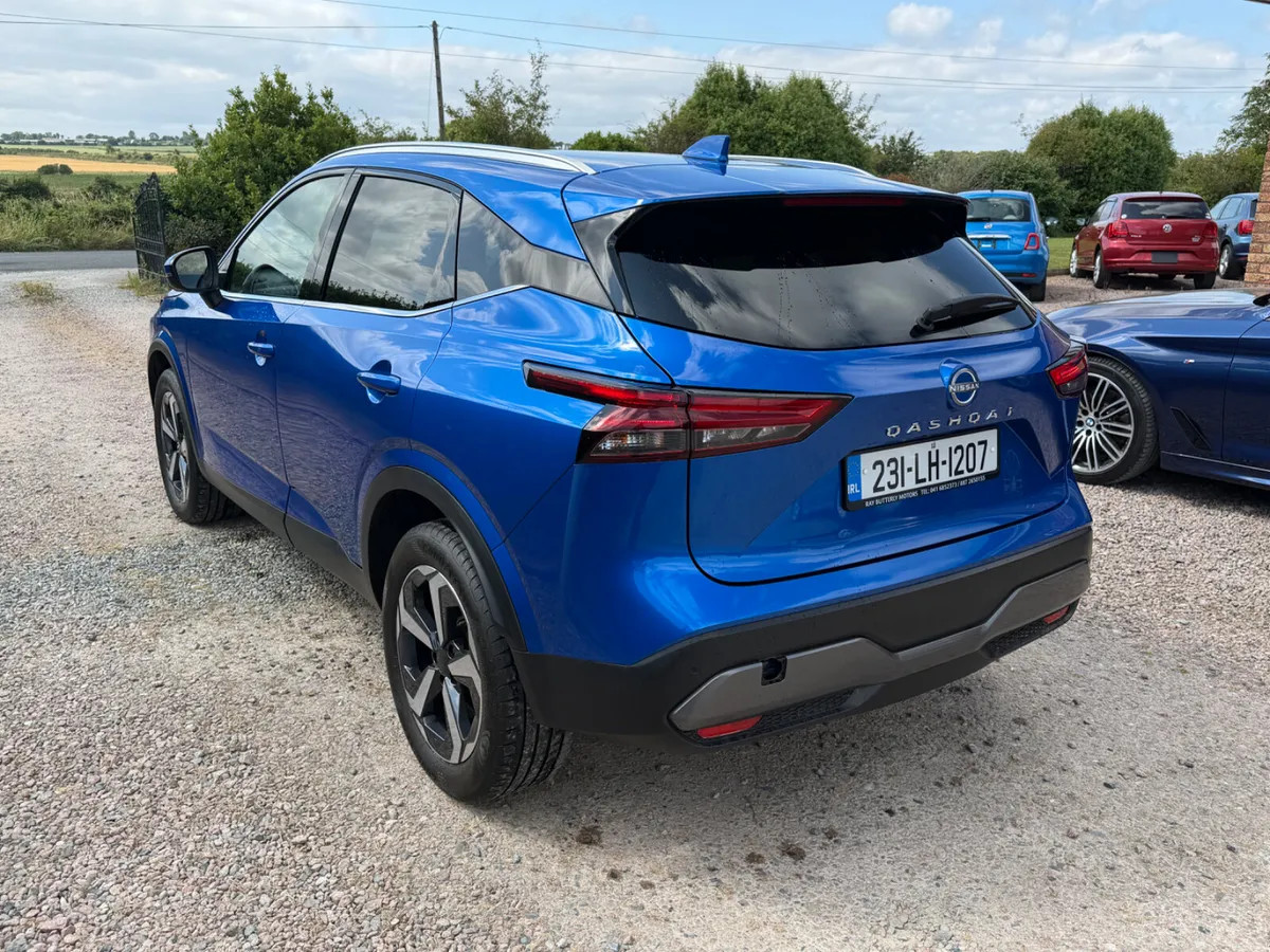 Nissan Qashqai 2023 LOW KM - Image 6