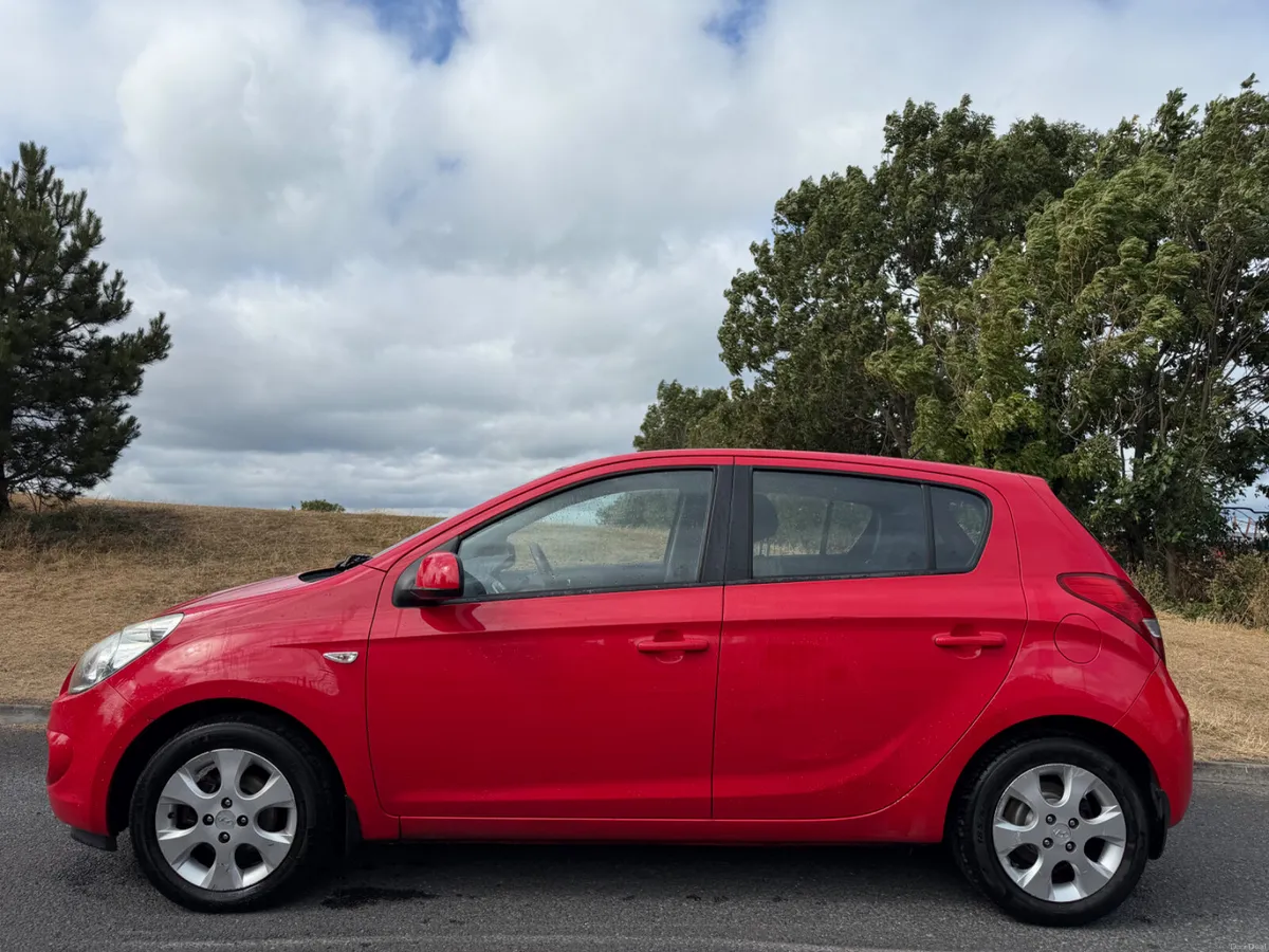 Hyundai i20 2011 NCT03/27 - Image 4