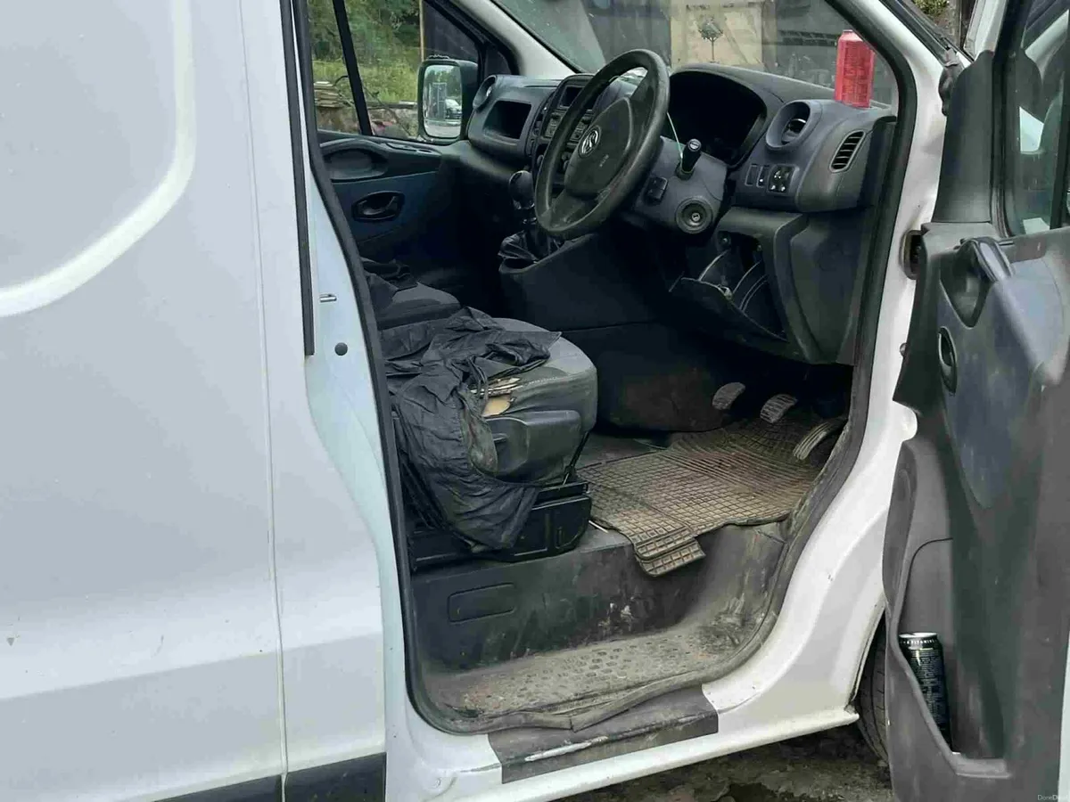 Vauxhall Vivaro - Image 4