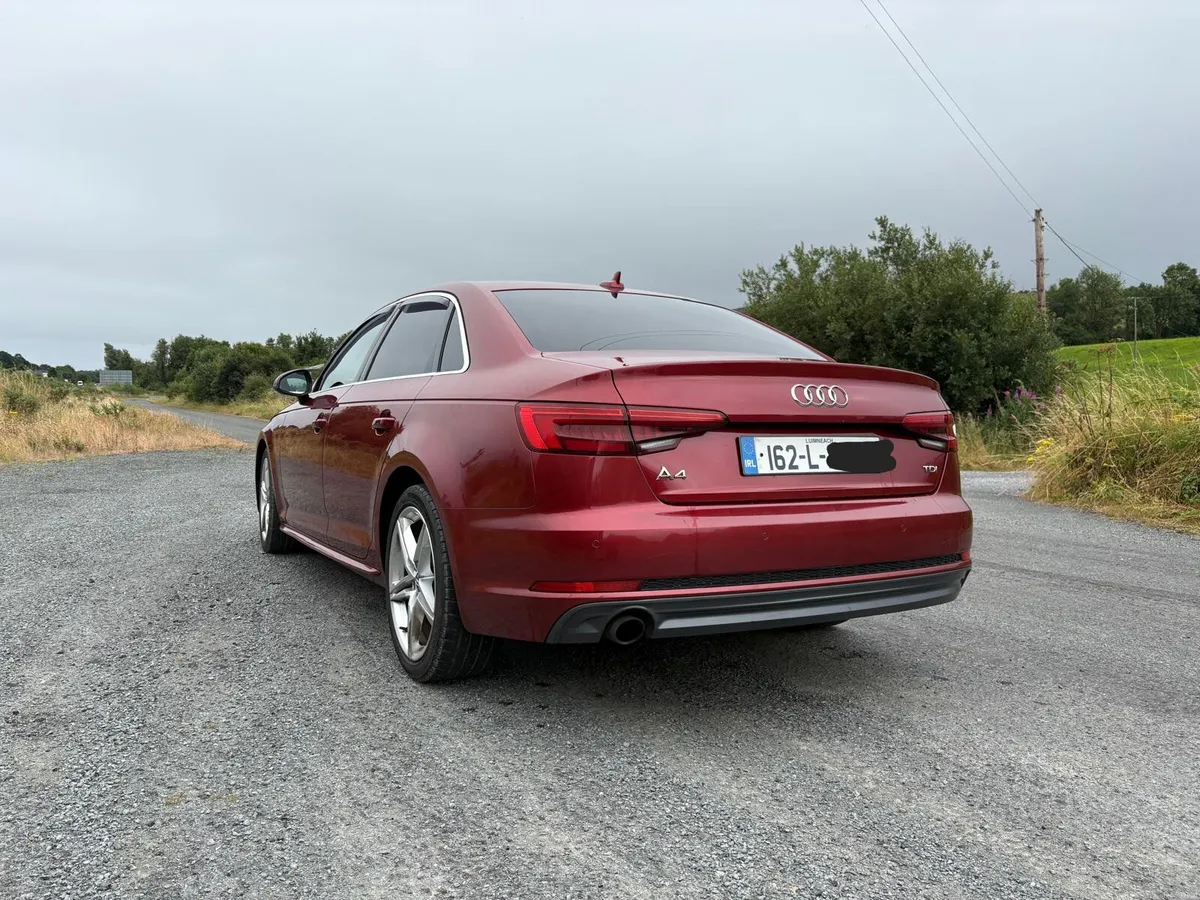 Audi A4 S line Sport Black edition - Image 4