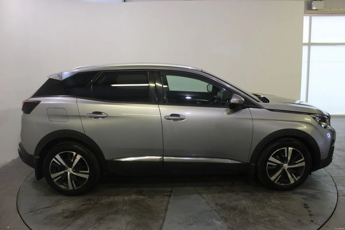 Peugeot 3008 1.6 BlueHDi 120bhp Allure - TENDER 9 - Image 2