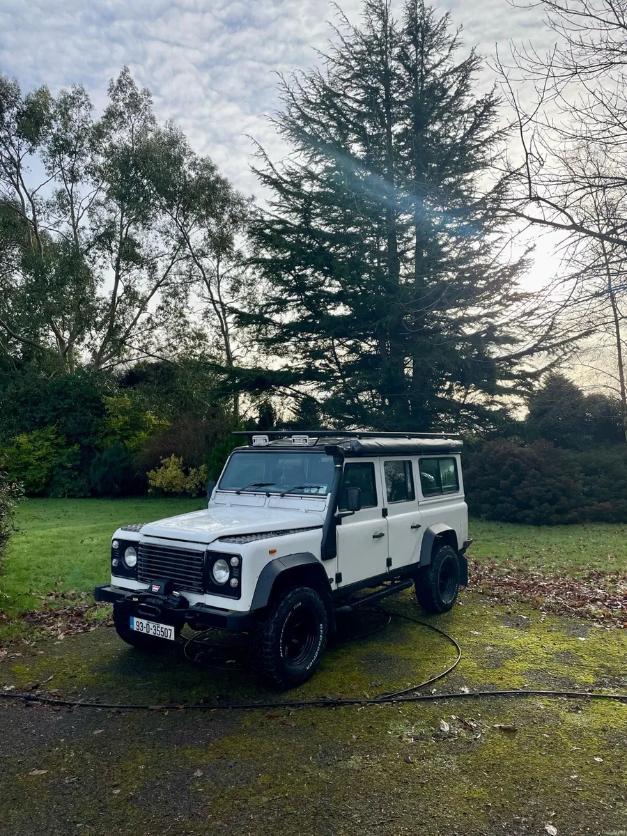 Land Rover Defender 110 - Image 4