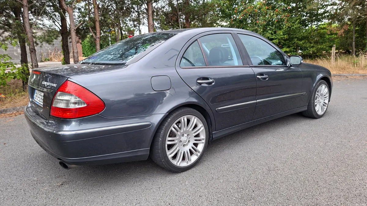 Mercedes-Benz E-Class 1.8 Compressor Auto - Image 6
