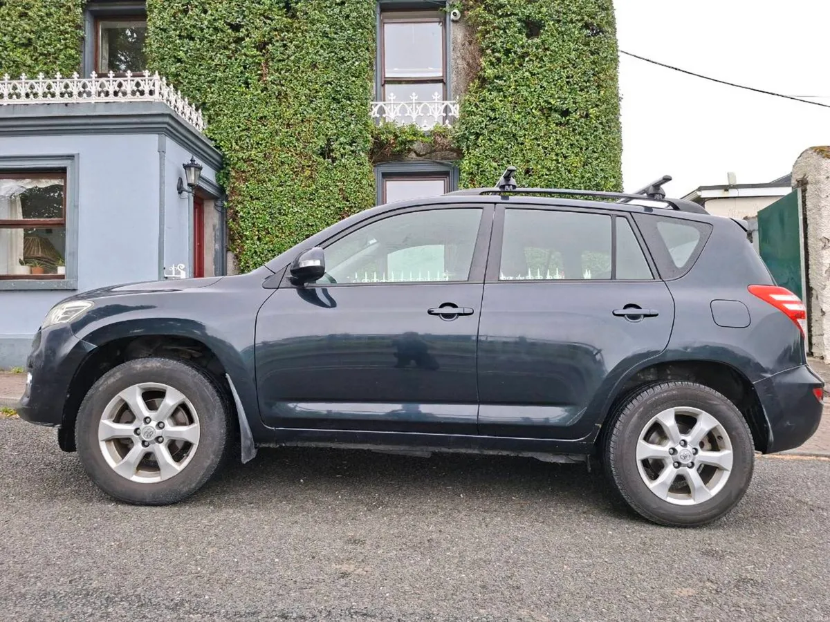 Rav4 2012 2.2l D4D 205500km - Image 5