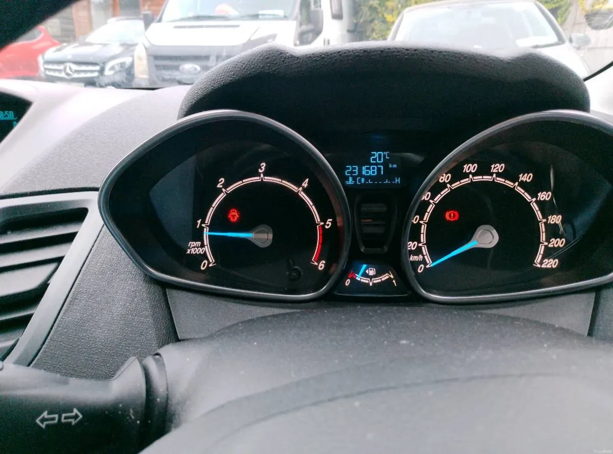 Ford Fiesta - Image 6