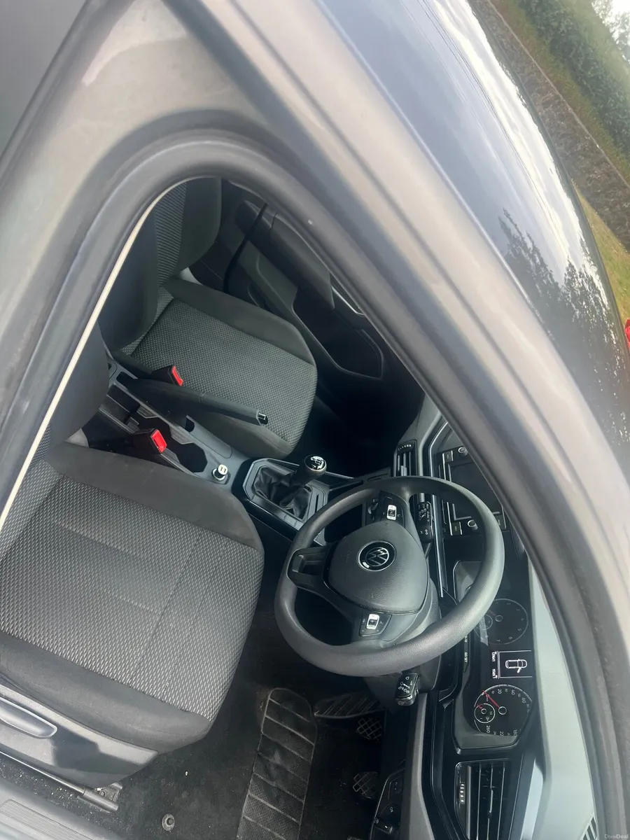 2021 Volkswagen Polo - Image 6