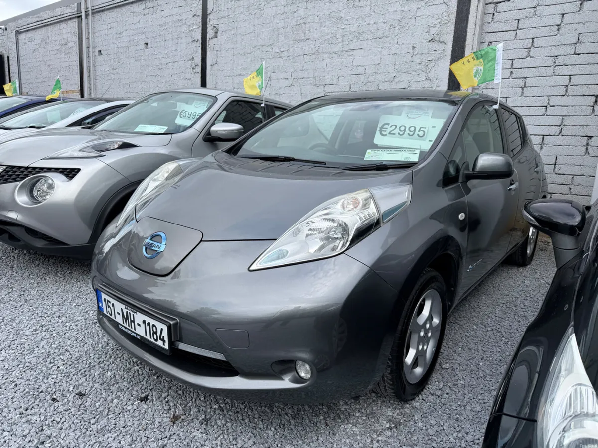 2015 (151) Nissan Leaf SV EV - Image 2