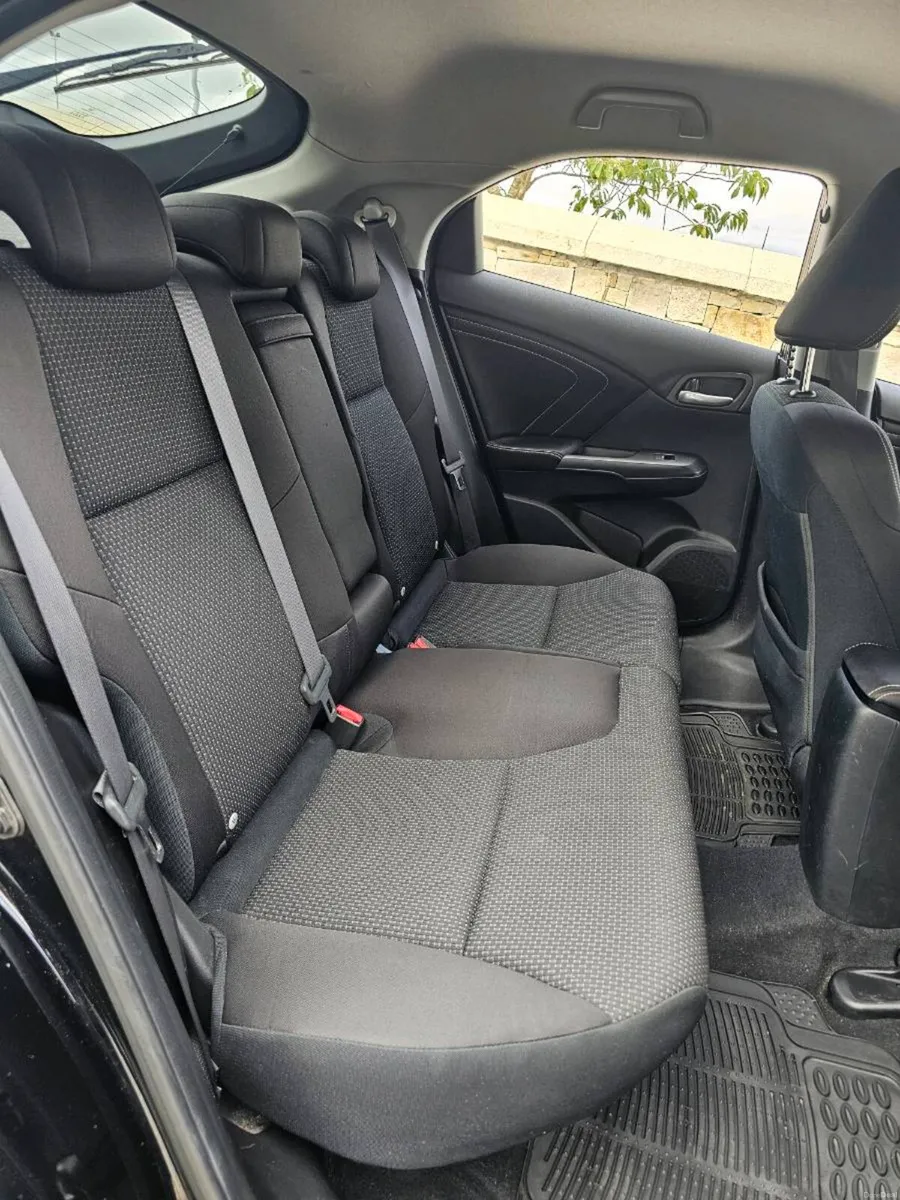 2016 Honda Civic - Image 6