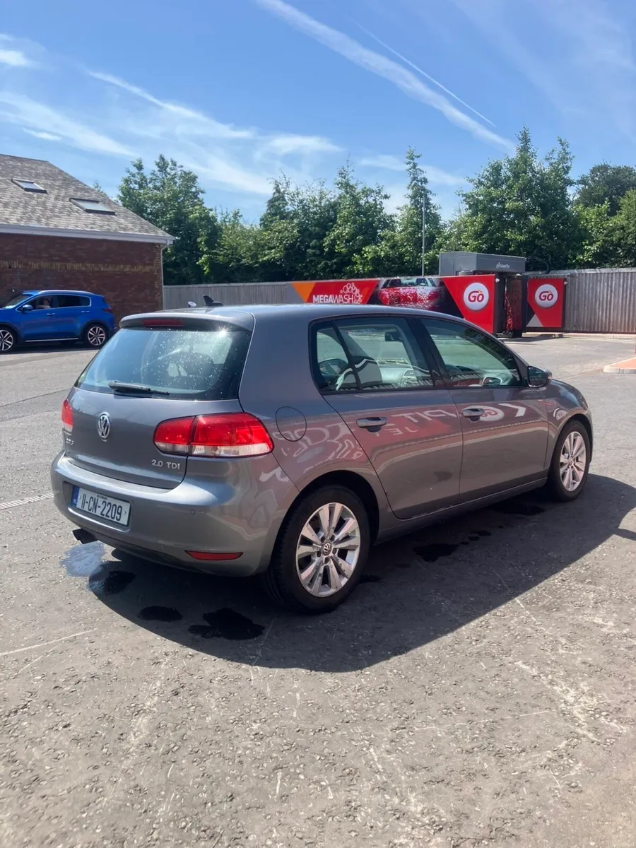 Volkswagen Golf - Image 5