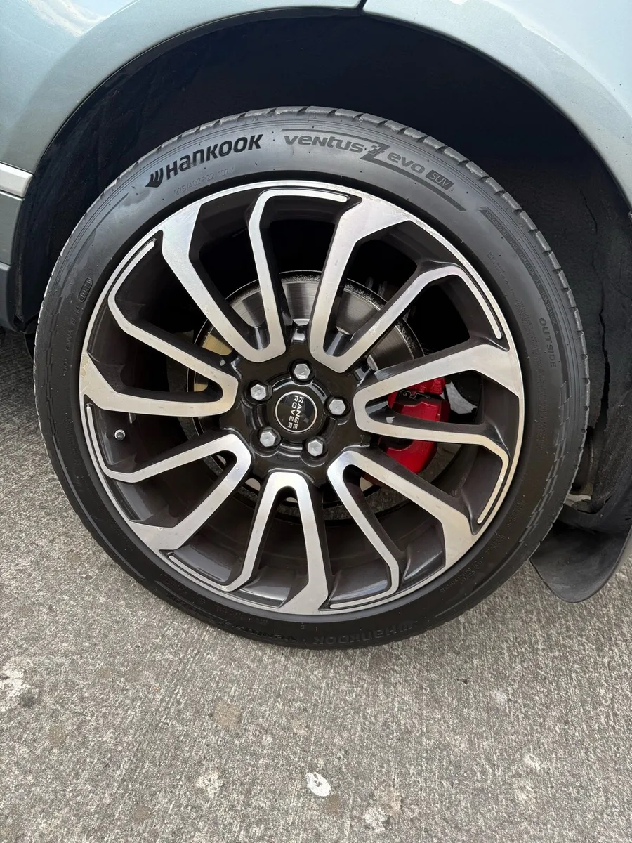 Land Rover Range Rover 3.0TDV6 - Image 6