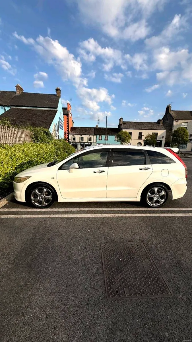 Honda Stream - Image 1