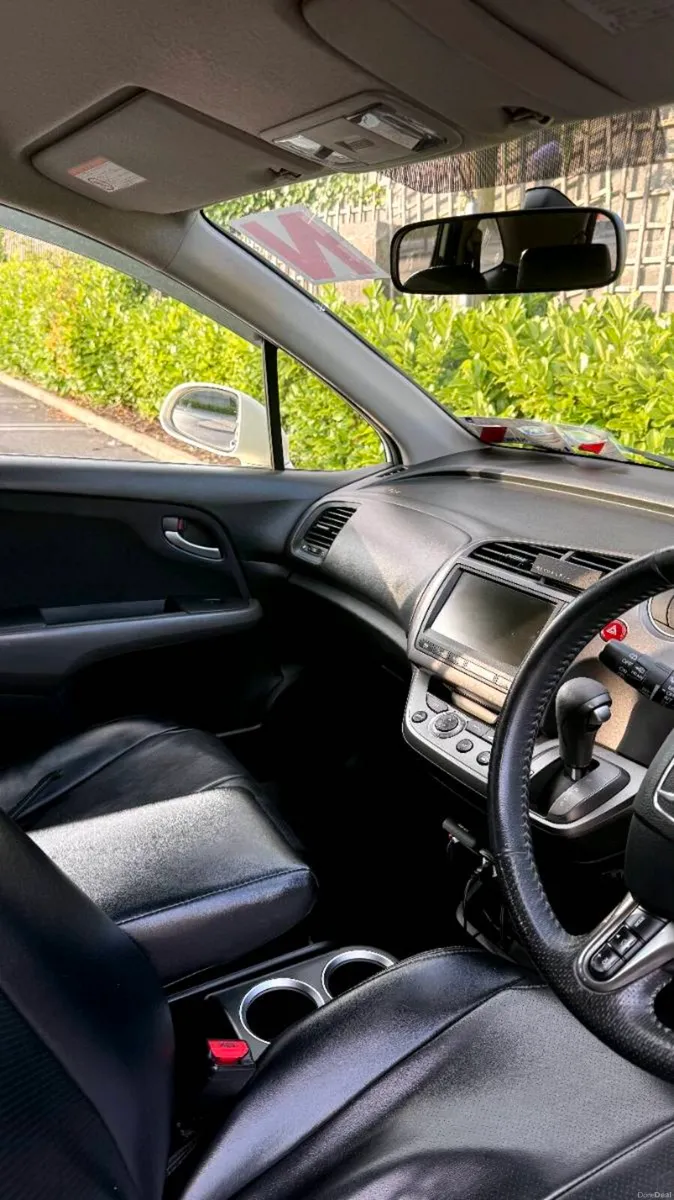 Honda Stream - Image 4