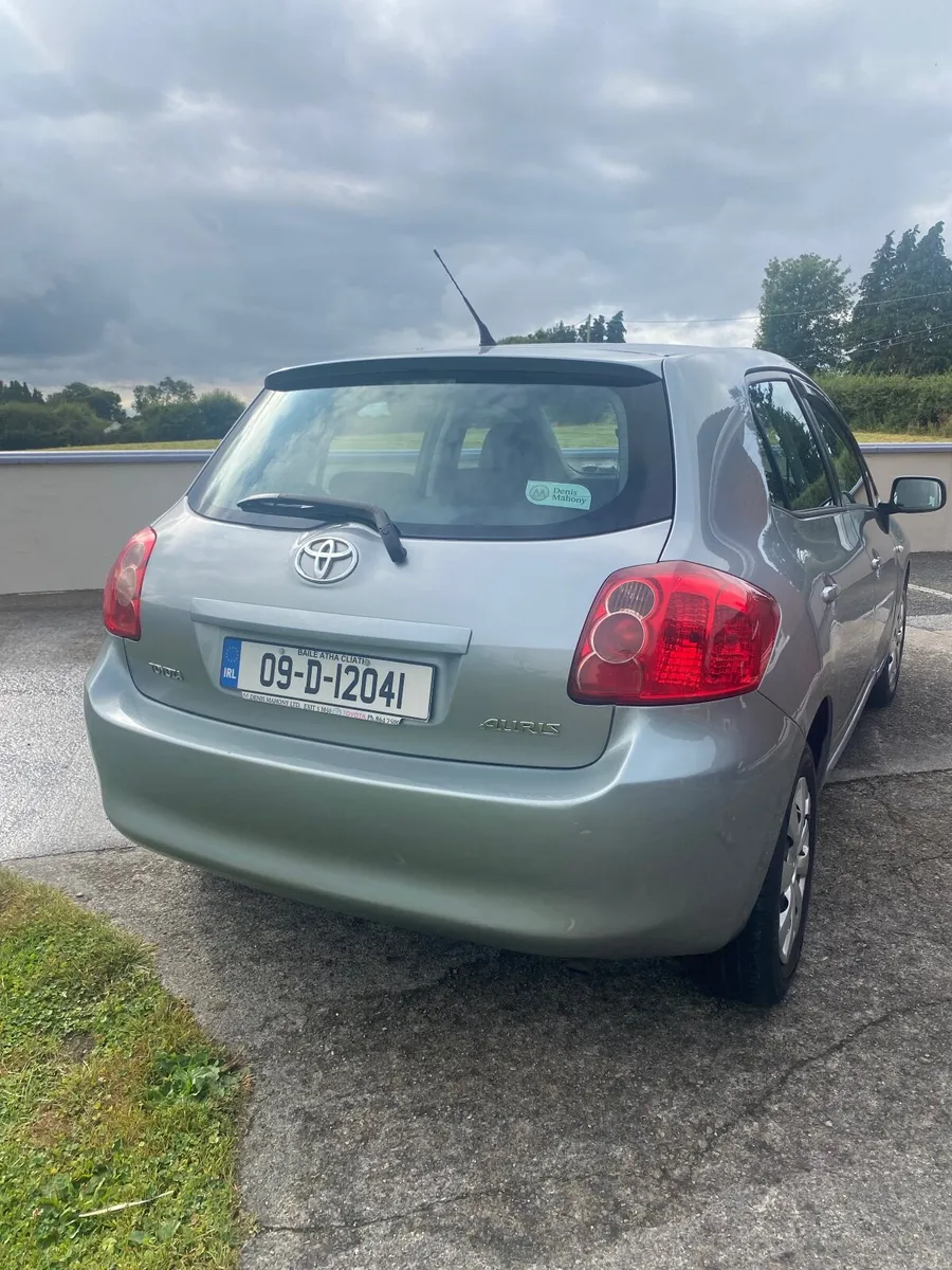 Toyota Auris 2009 - Image 3