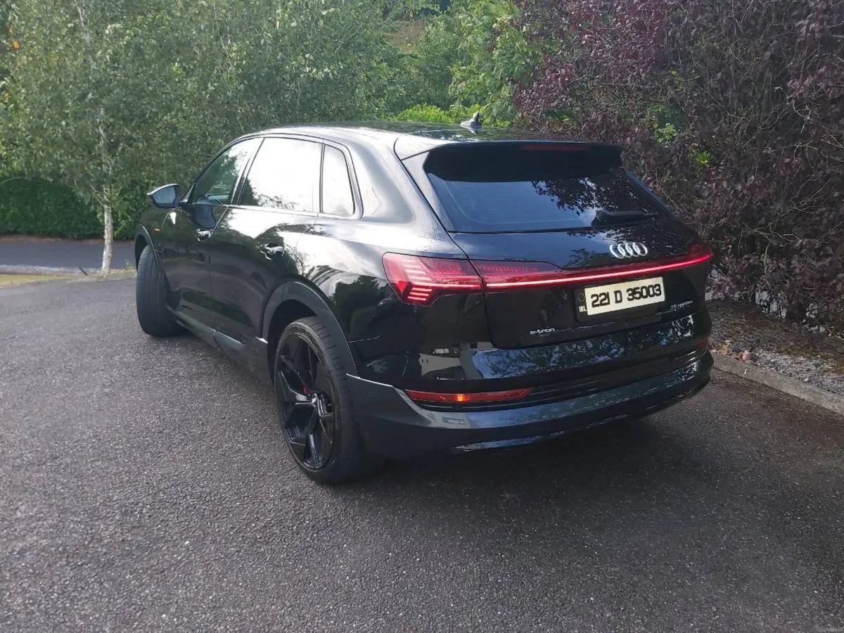 2022 Audi Etron 95kw Black Edition - Image 4