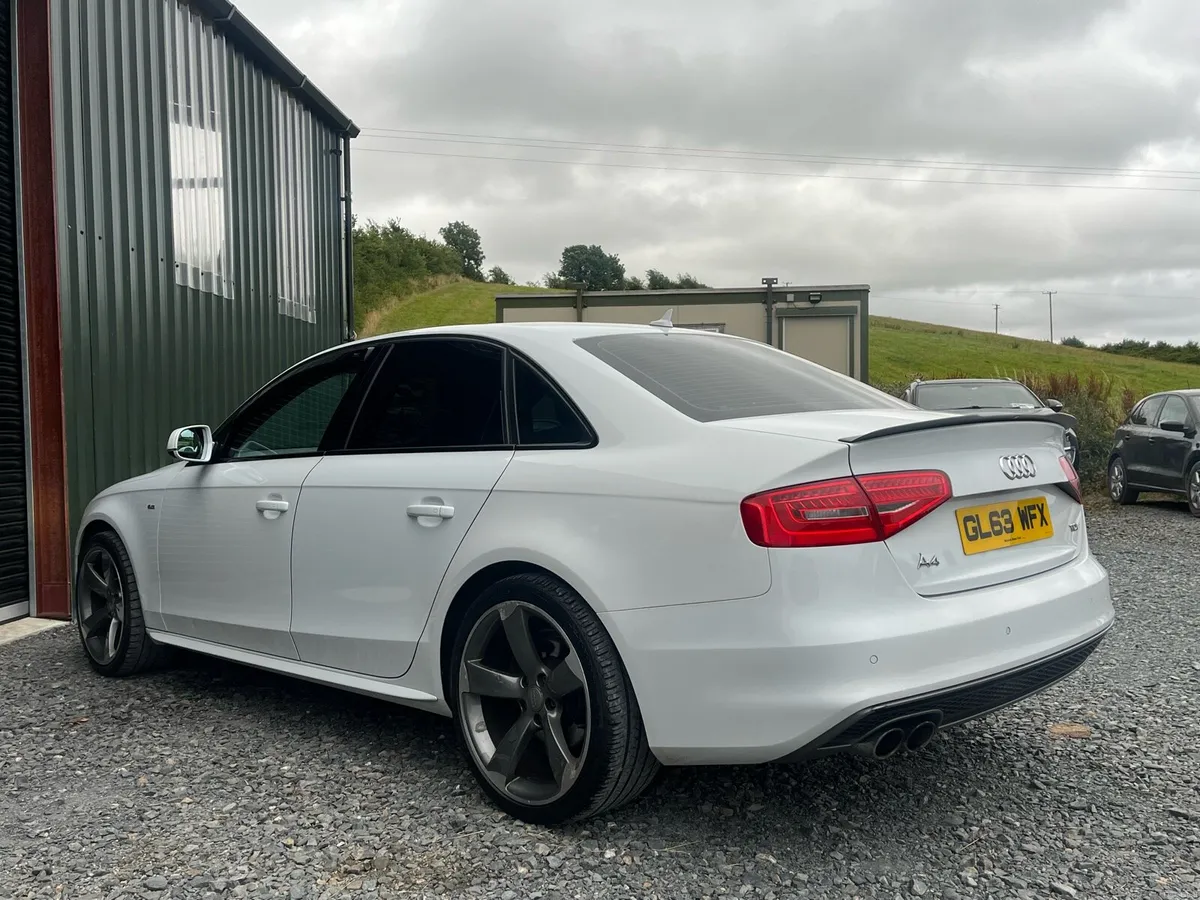Audi A4 black edition - Image 5