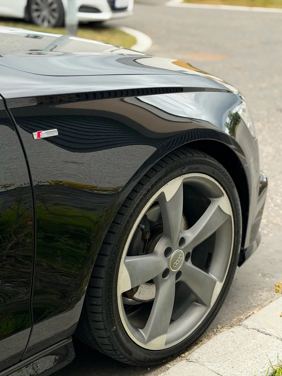 2016 Audi A6 2.0TDI Black Edition S line,Automatic - Image 6