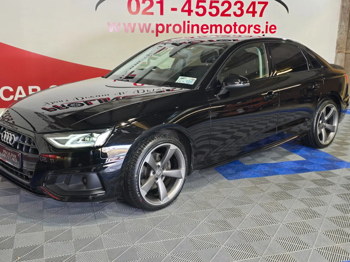 AUDI A4 2.0 TDI SPORT S-TRONIC AUTO - Image 2