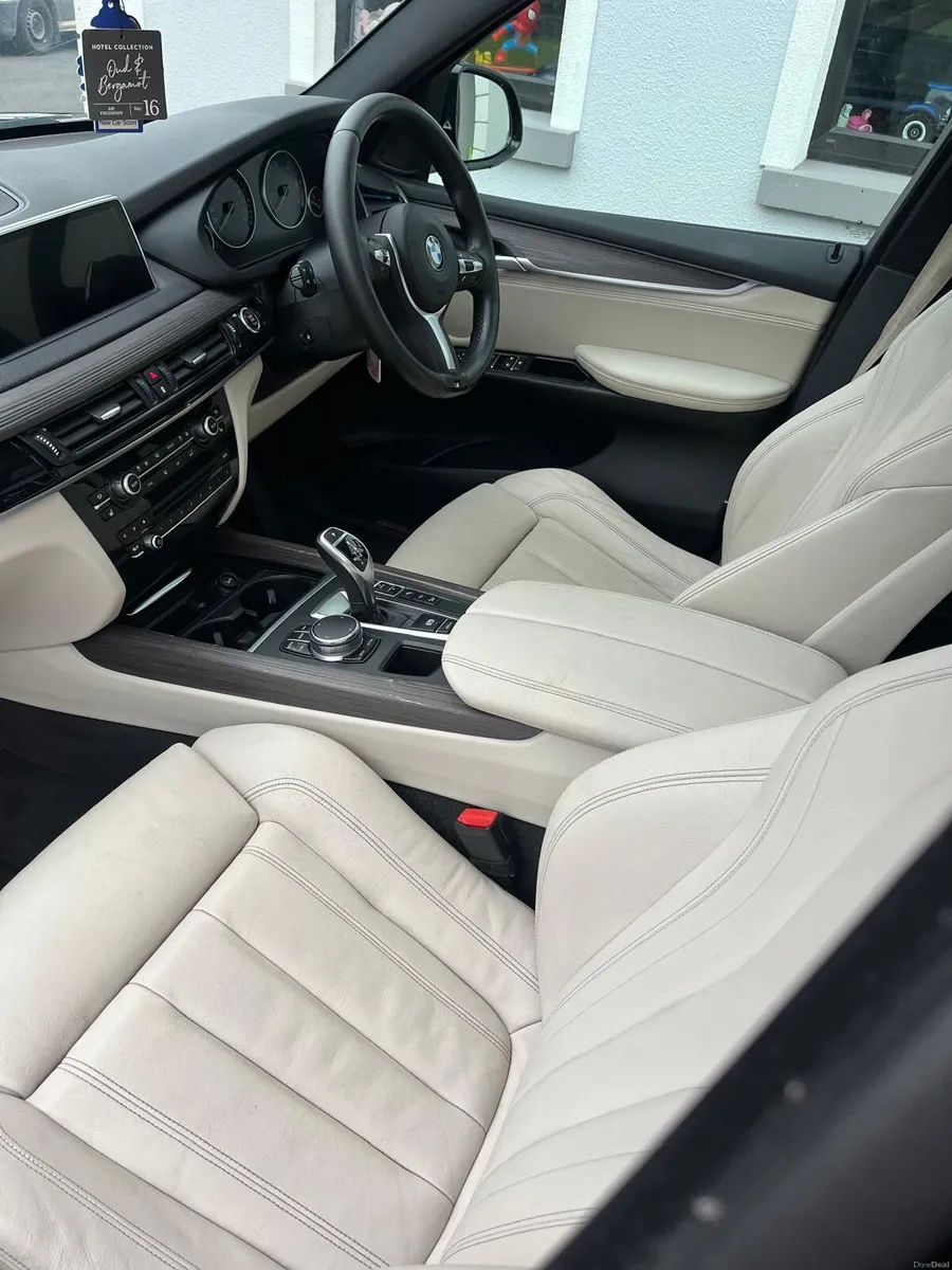 Bmw x5 7seater msport - Image 4