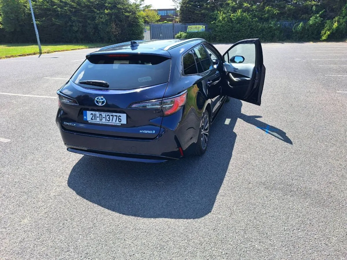 Toyota carolla sol touring sport - Image 4