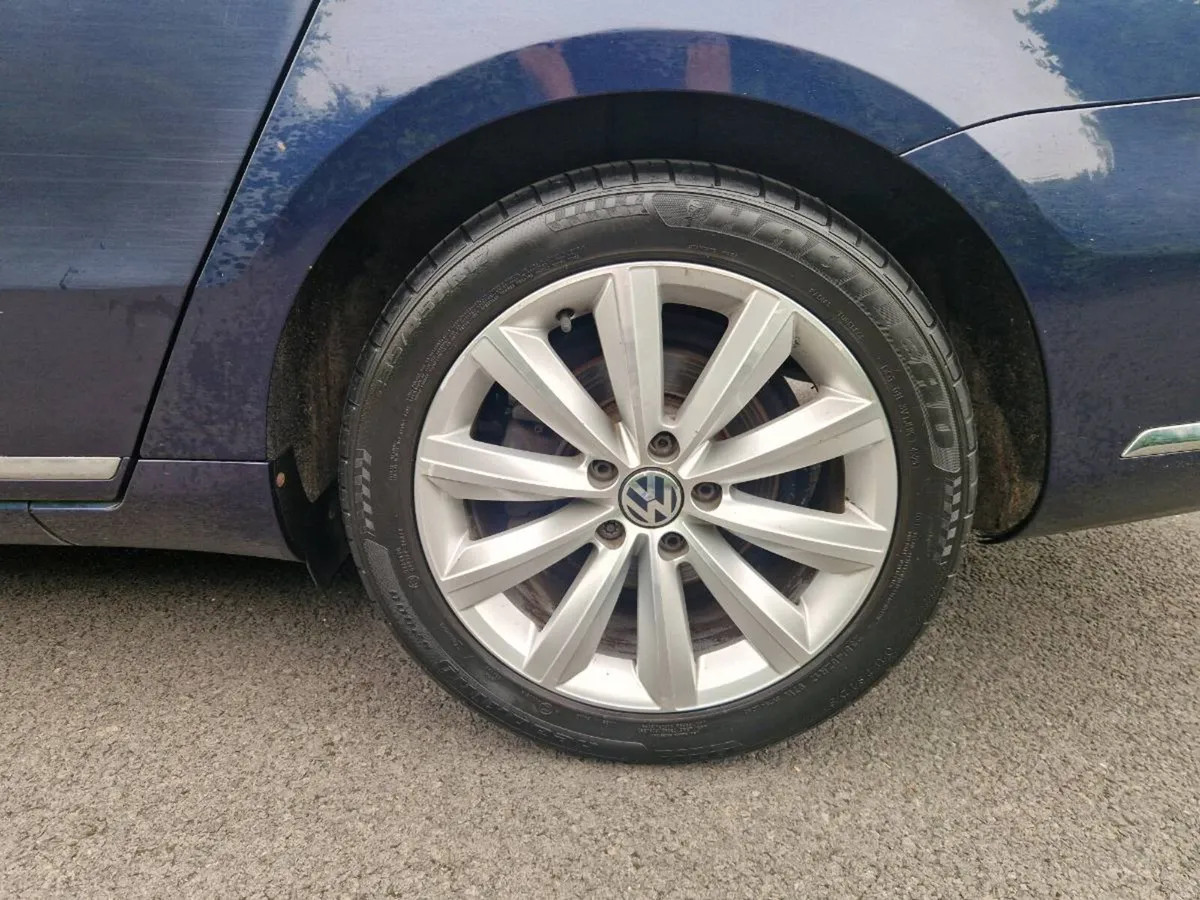 131 VW Passat estate Automatic - Image 6