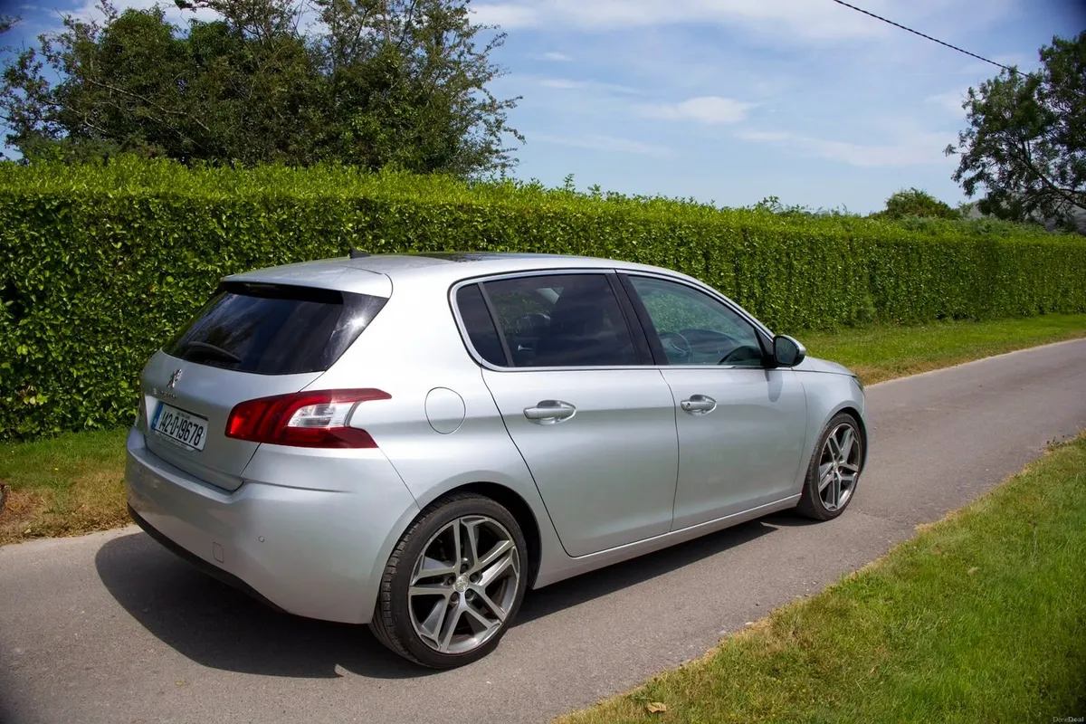 Peugeot 308 2014 - Image 3