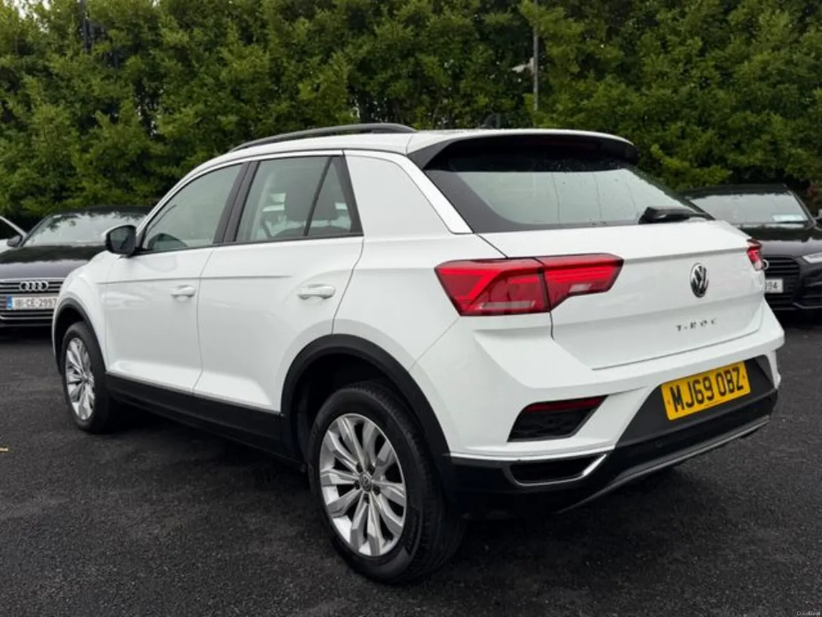 Volkswagen T-Roc SE TDI - Image 4