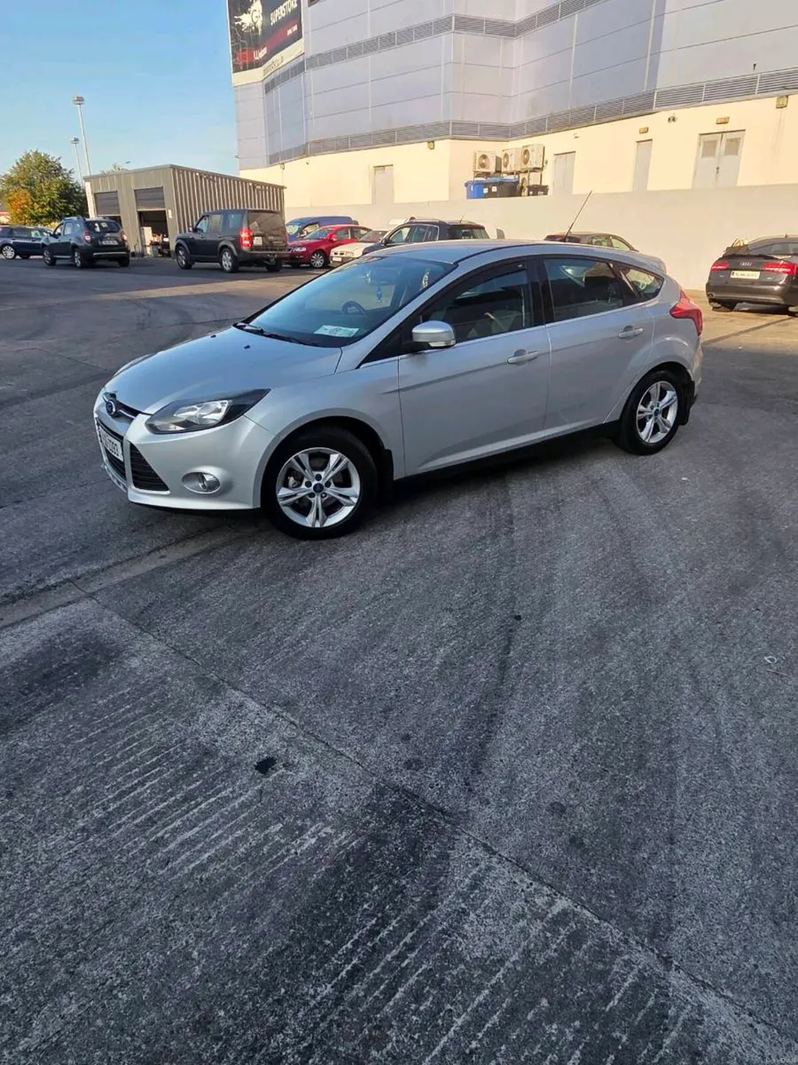 FORD FOCUS - Image 4