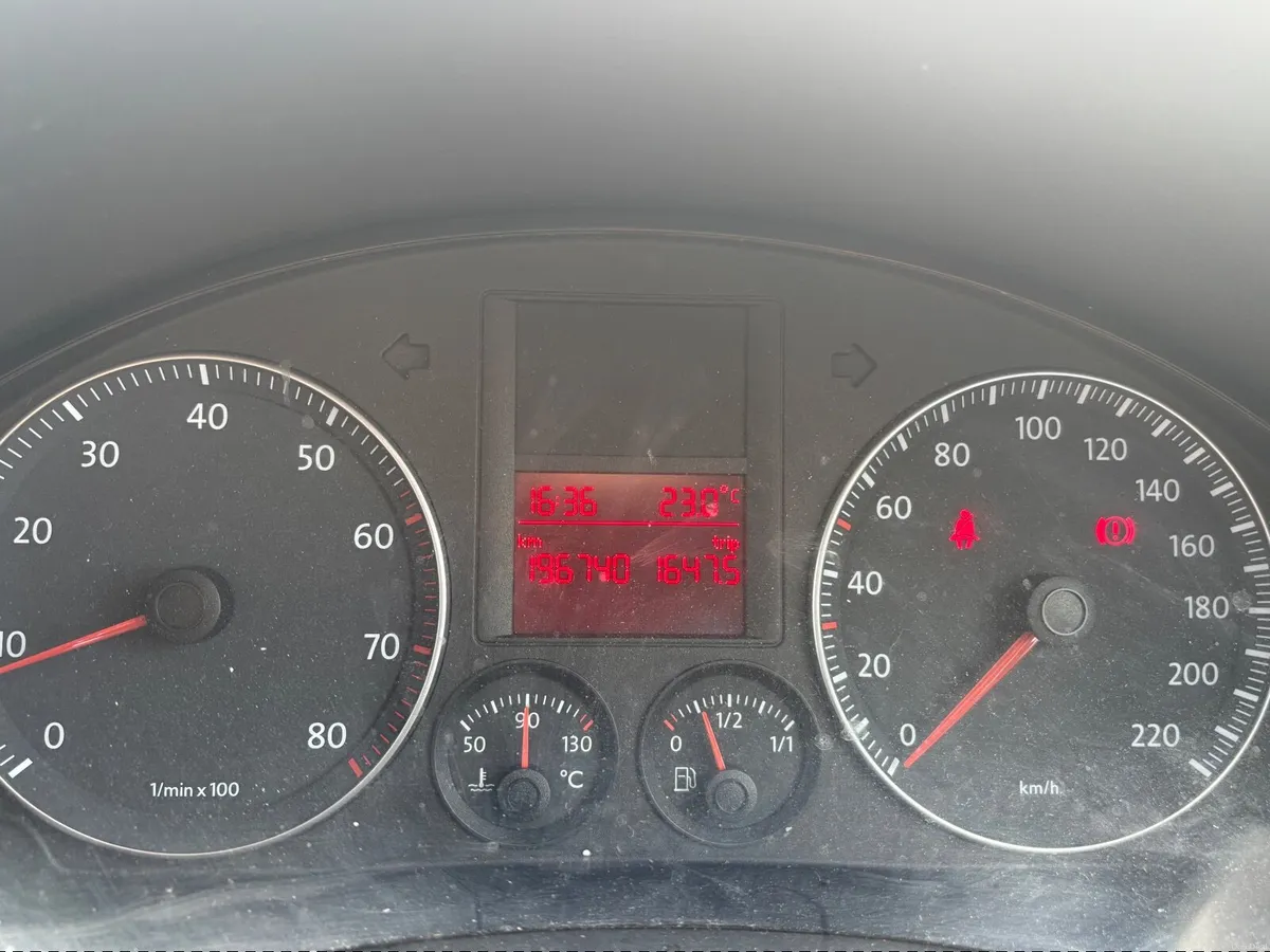 Volkswagen Golf 2007 - Image 2