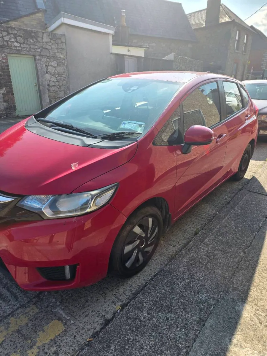 2017 Honda Jazz 6 speed manual - Image 3