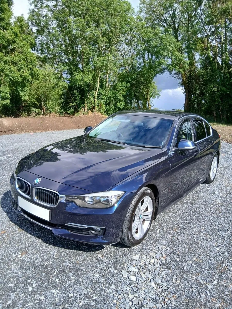 BMW 320d luxury auto - Image 1