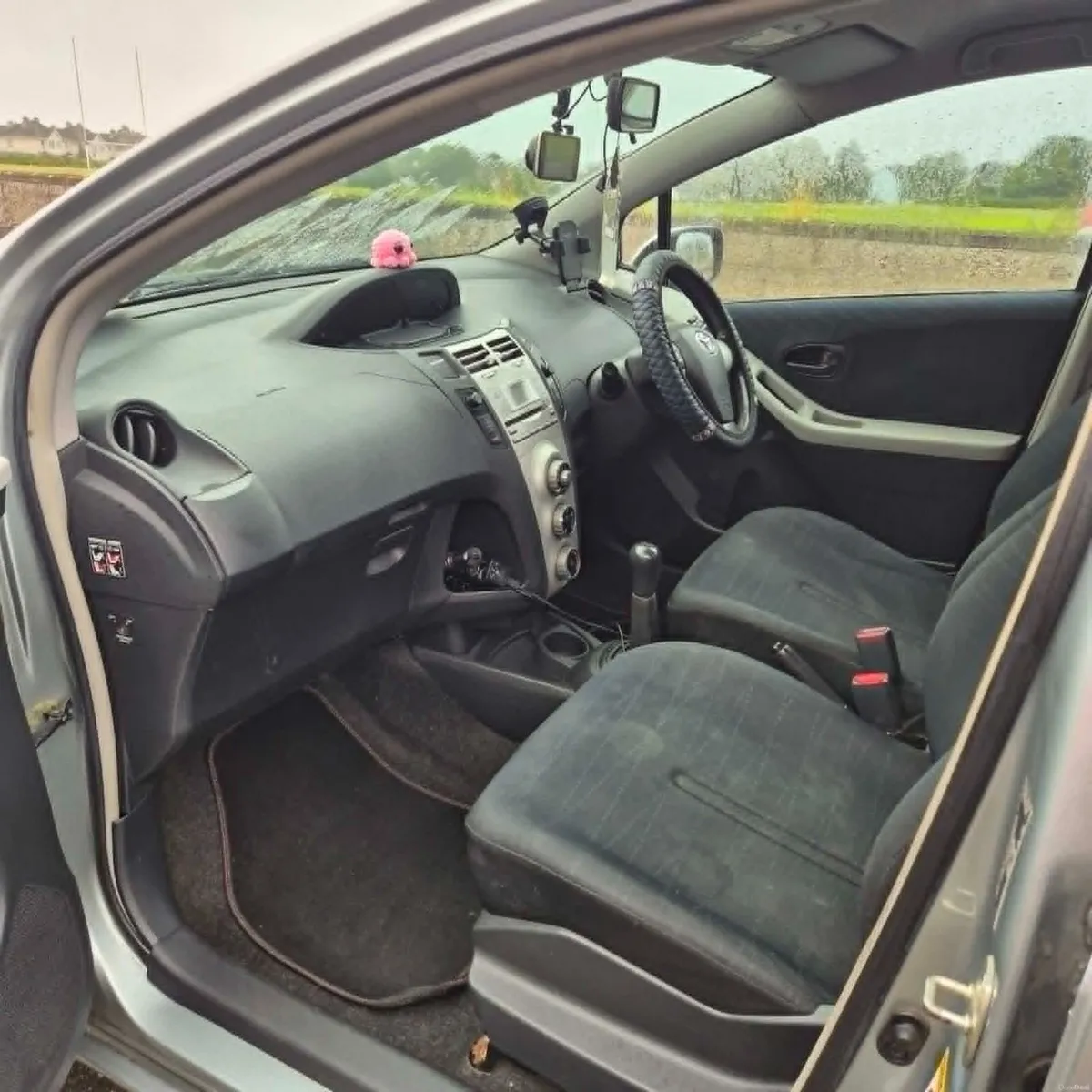 Toyota Yaris 2007 - Image 6