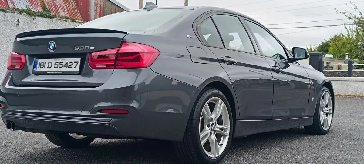 2018 BMW 330e iPerformance M Sport - Image 4