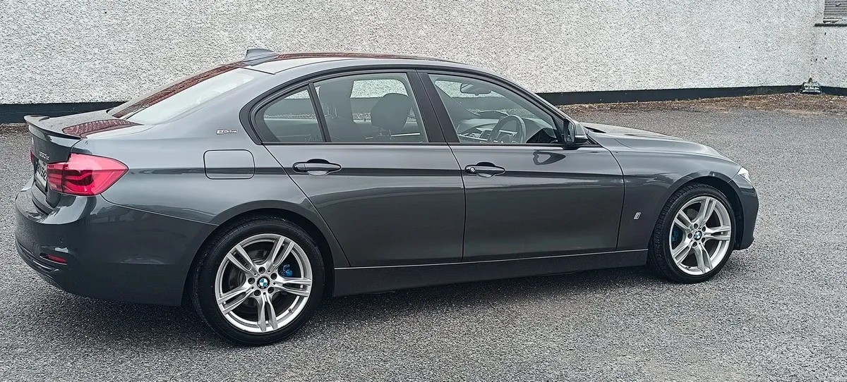 2018 BMW 330e iPerformance M Sport - Image 2