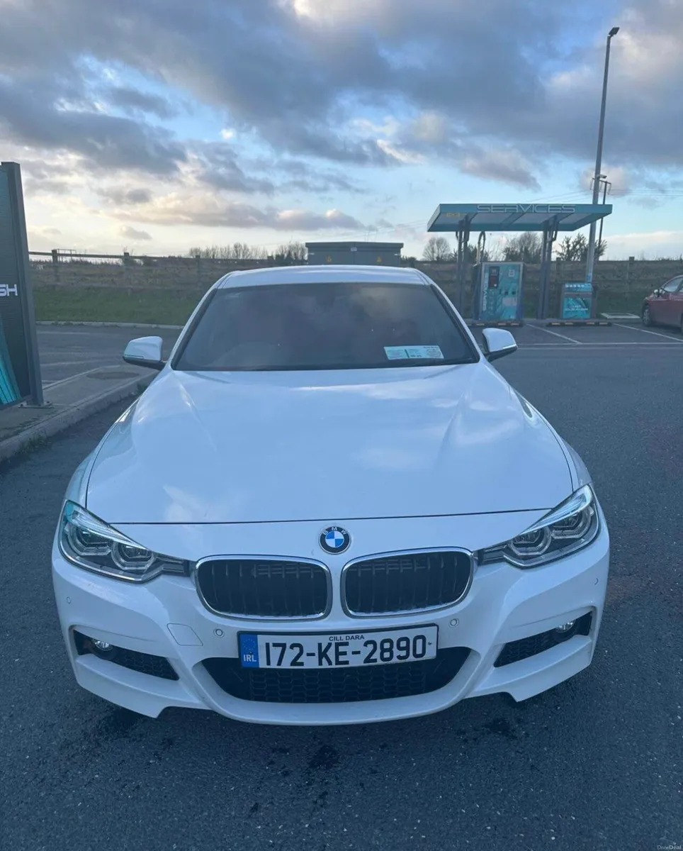 BMW 330E F30 - Image 2