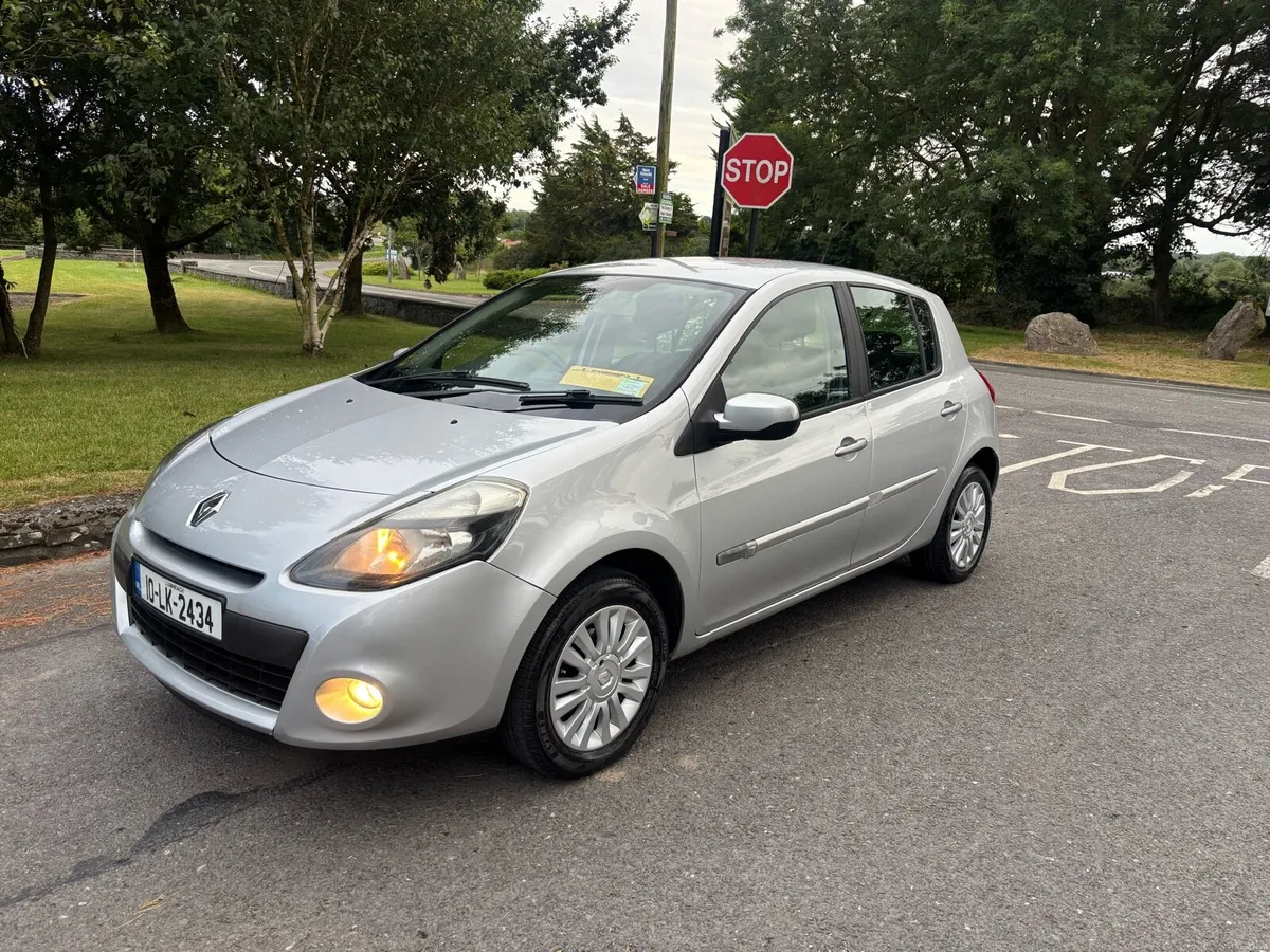 AUTOMATIC One Owner Service History Low Mileage - Image 1