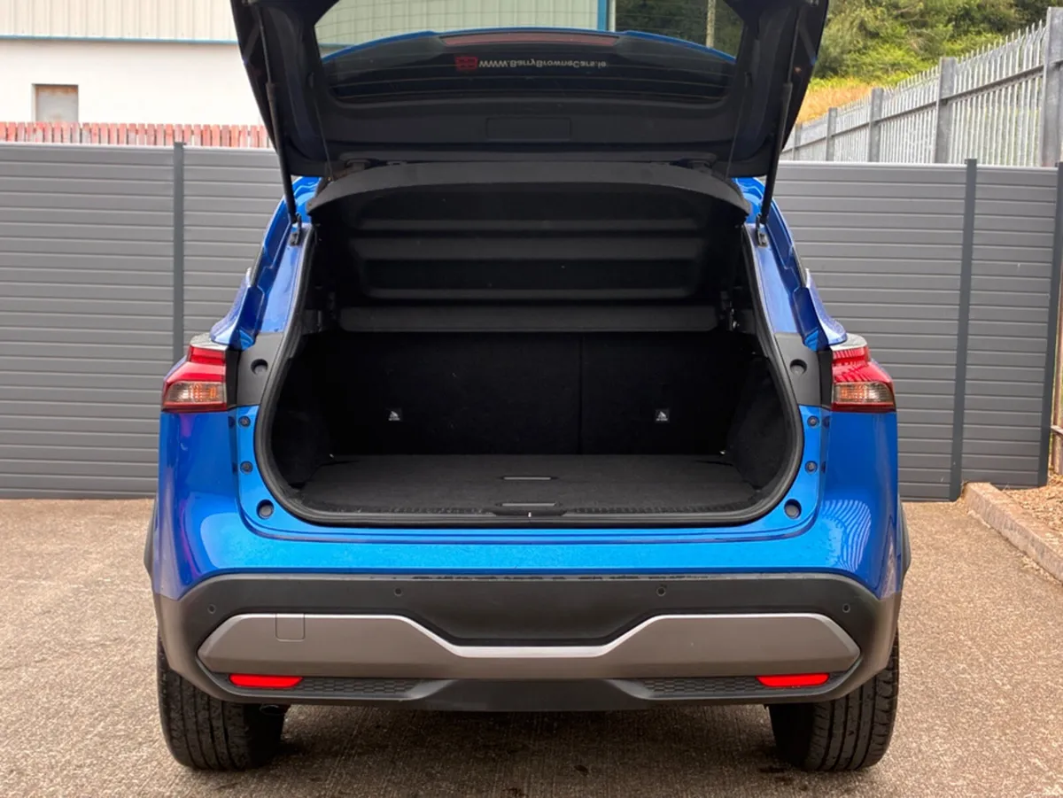 Nissan Qashqai N-CONNECTA DIG-T - Image 6