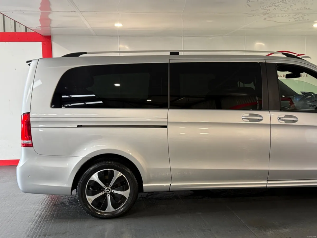 Mercedes-Benz EQV 300 SPORT PREMIUM + PLUS - Image 6