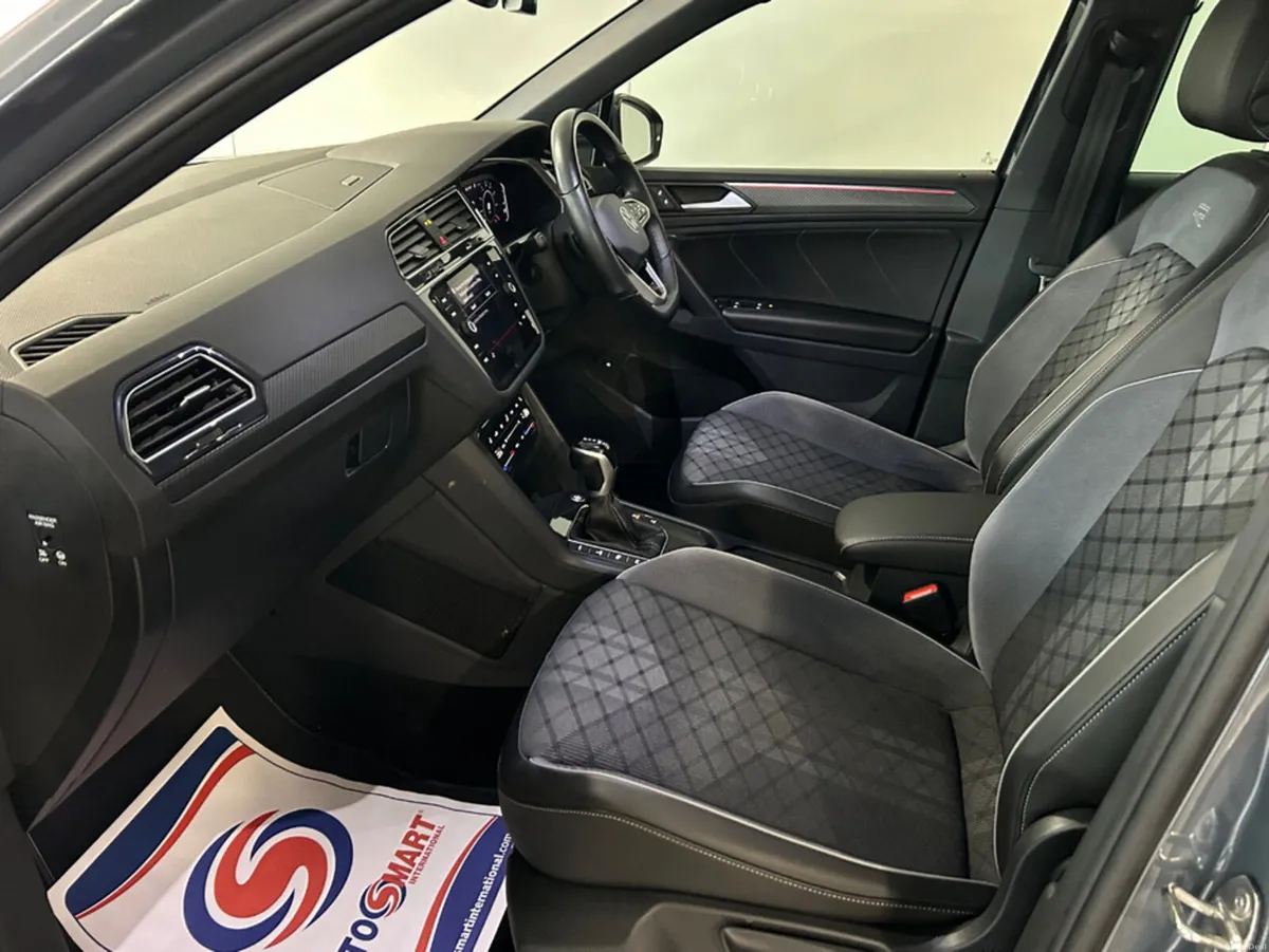 Volkswagen Tiguan R-LINE TSI PHEV S- DSG - Image 4