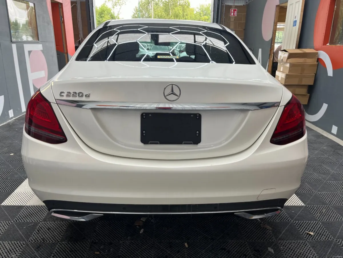 Mercedes-Benz C-Class 2019 MERCEDES-BENZ C220D 2.0 - Image 3
