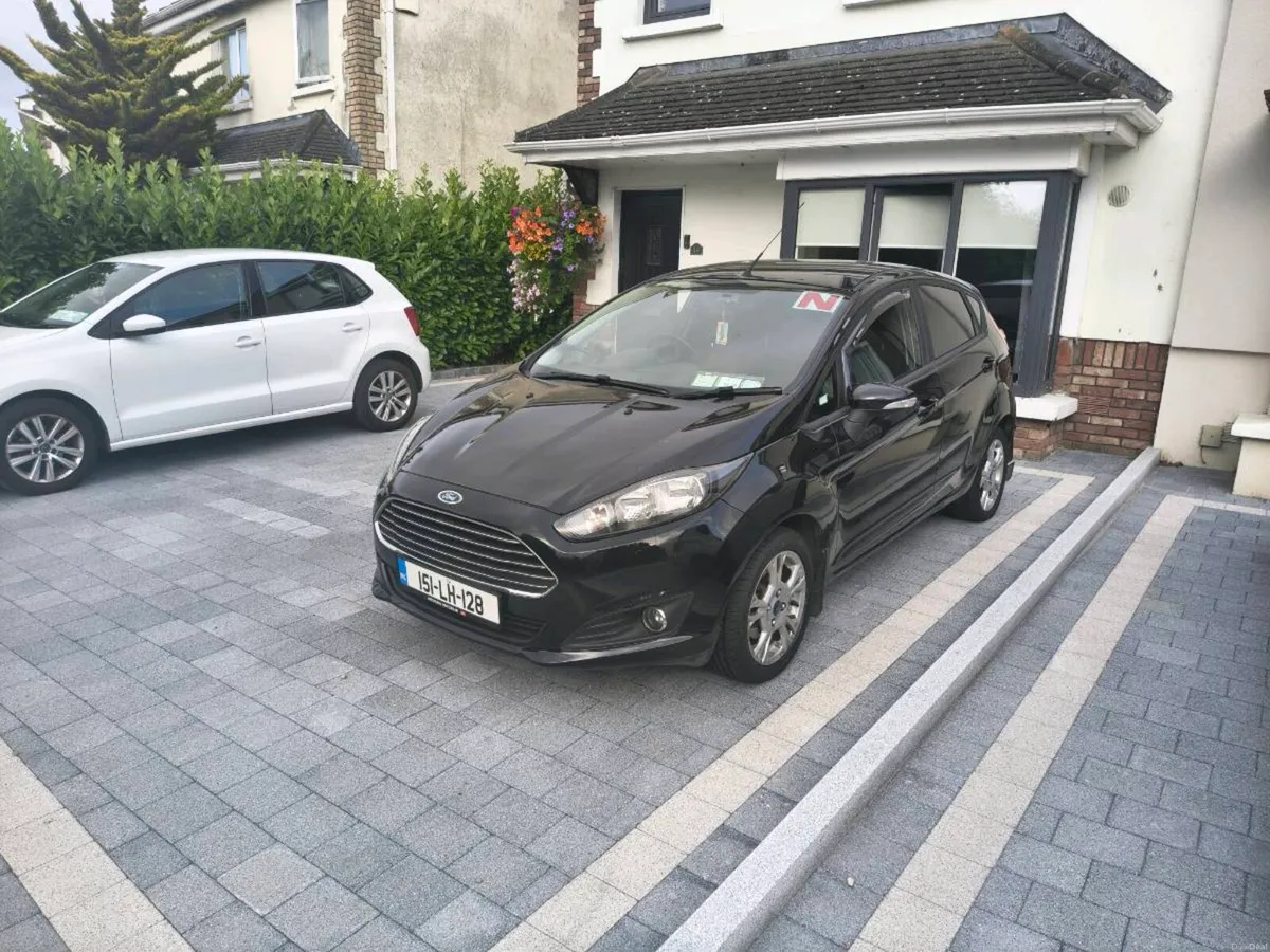 2015 Ford Fiesta Titanium 1.0 - Image 1
