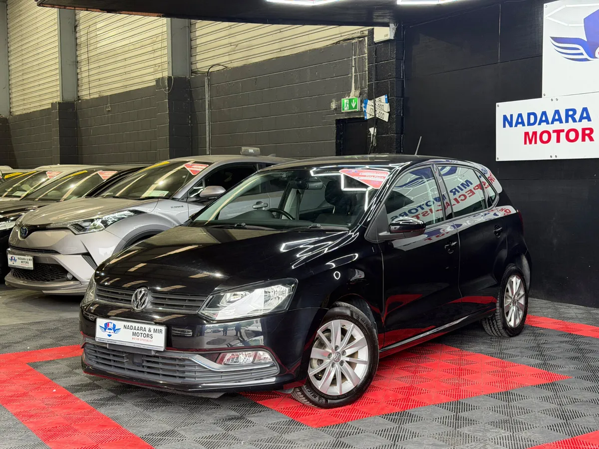 2015 Volkswagen Polo Auto - Image 1