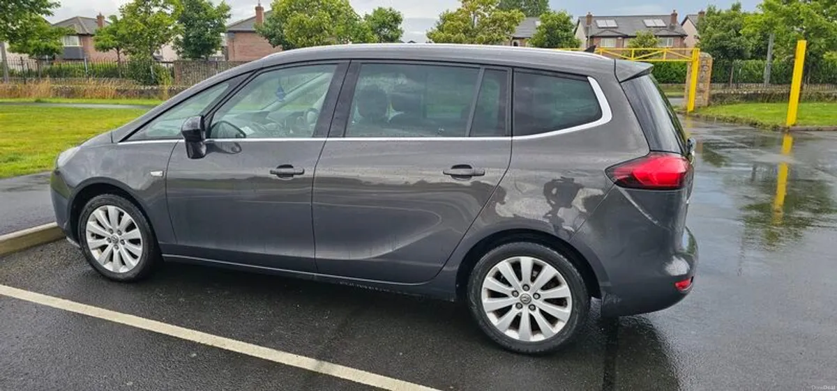 2015 Vauxhall Zafira 1.6D FSH 7 seater - Image 6