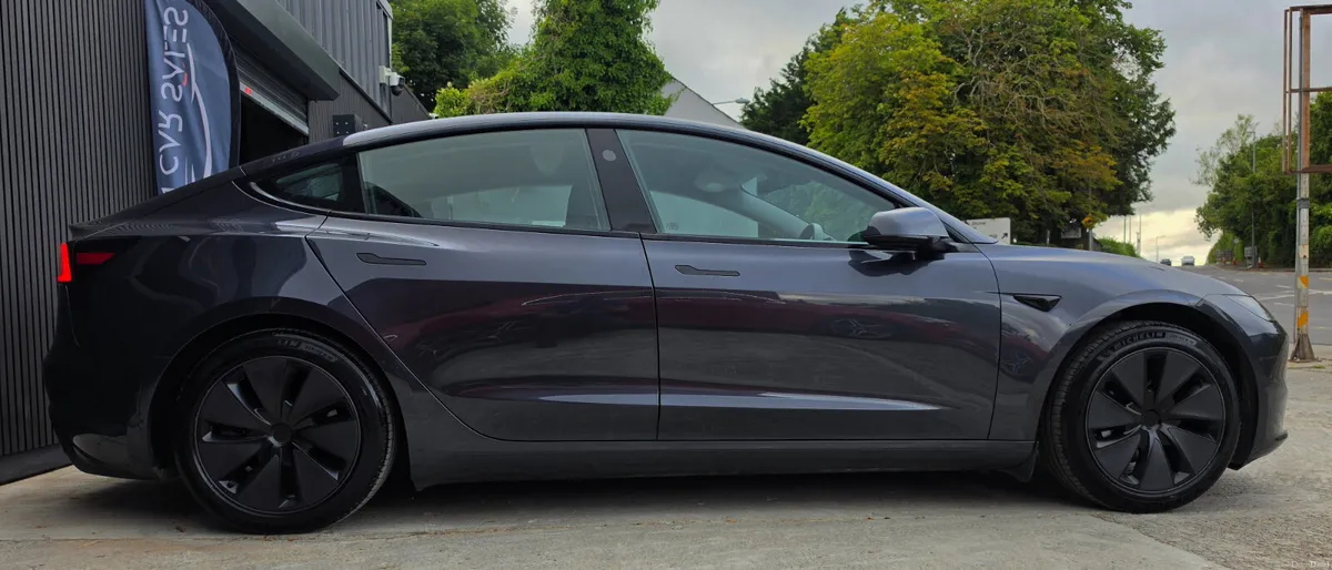 🔥 2024 Tesla Model 3 Highland RWD Premium - Image 4