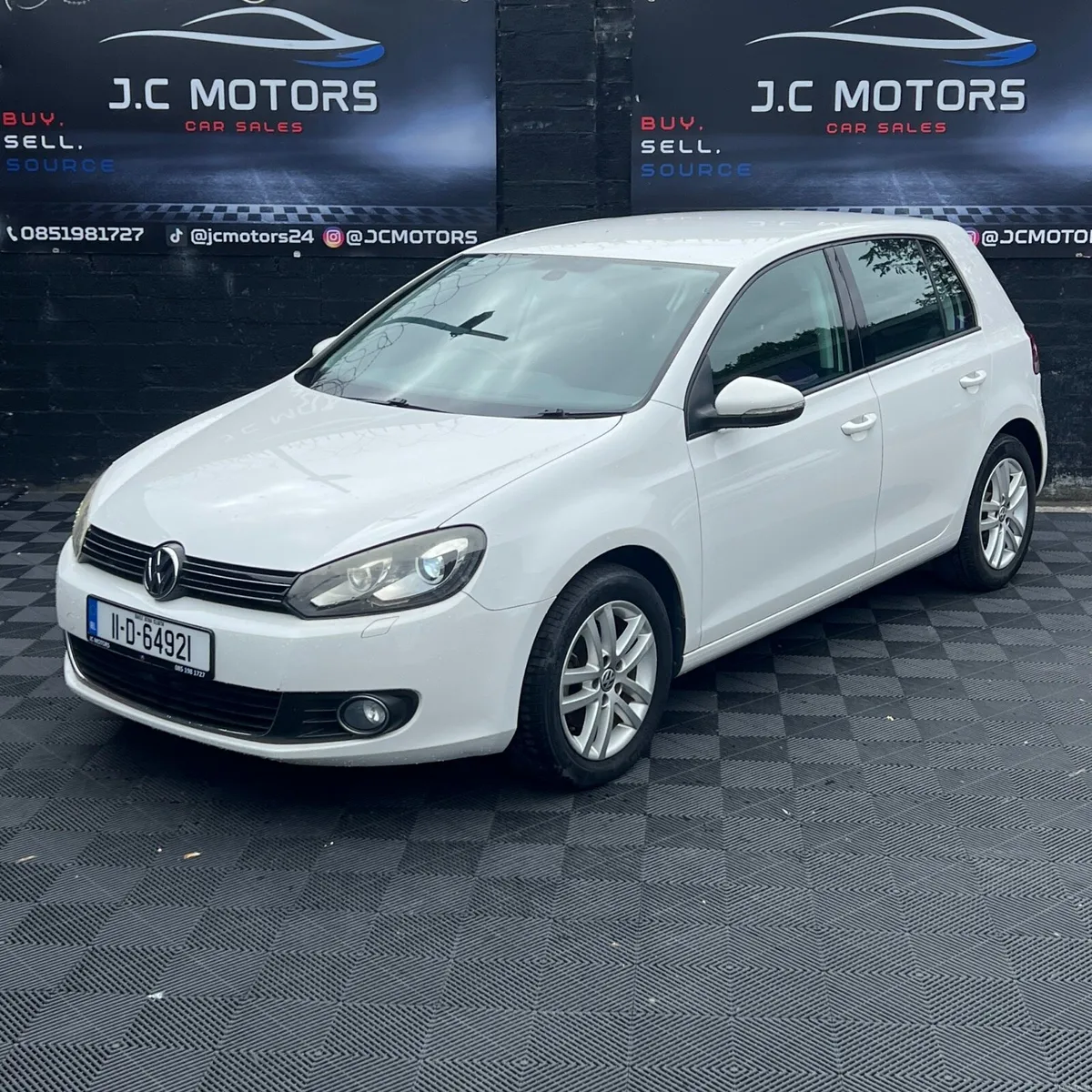 2011 VW Golf 56km Automatic - Image 3